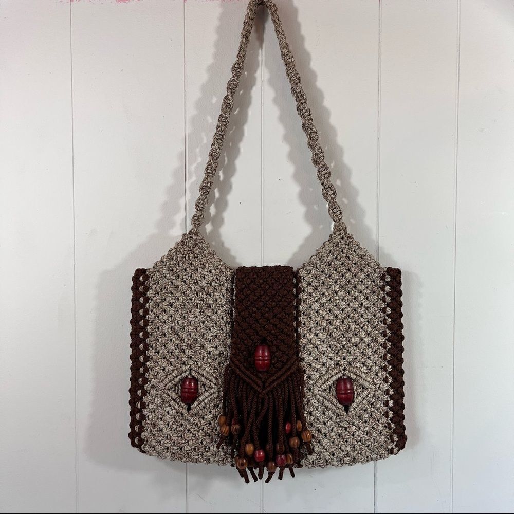 Vintage Handmade Boho Macrame Shoulder Bag Purse Wood Beads Tassels Brown Tan - Picture 2 of 7